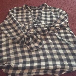 Checkered high-low long sleeve